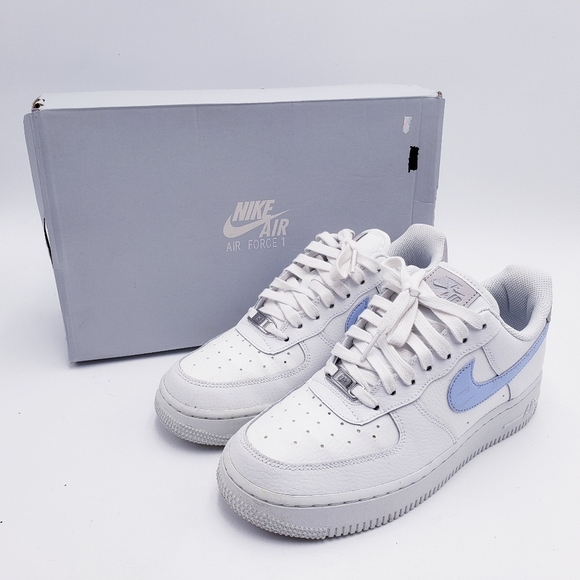 Nike Air Force 1 Low '07 Reflective Mini Swoosh Football Grey Size 8 With Box - Picture 1 of 11